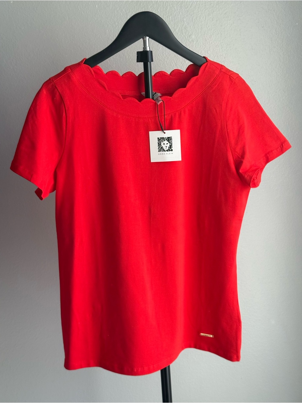 Anne Klein Scallop-Neck Short Sleeve Top